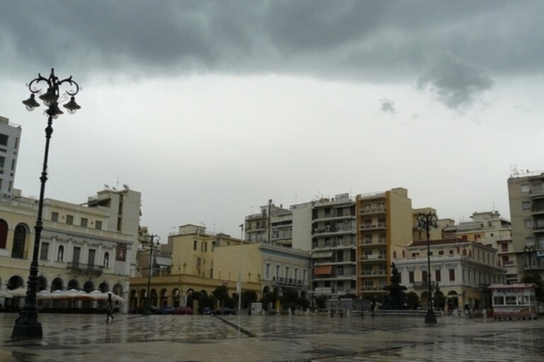 ΚΑΙΡΟΣ ΠΑΤΡΑ: Βροχερό Σαββατοκύριακο - ΠΙΝΑΚΑΣ