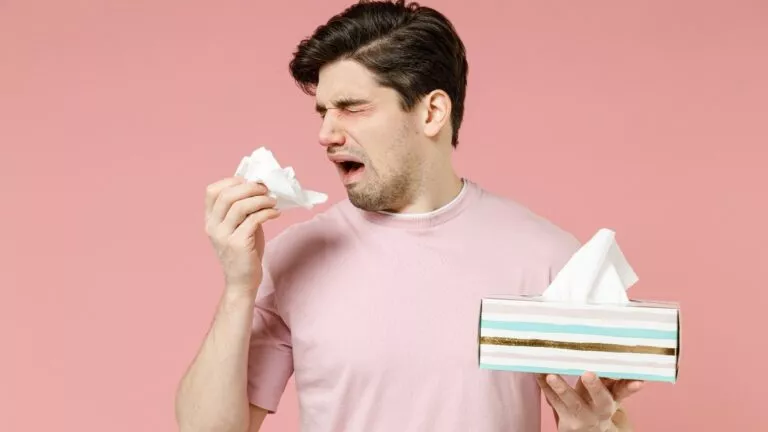 2159505417_blow_nose_sick_cold_flu-768x432