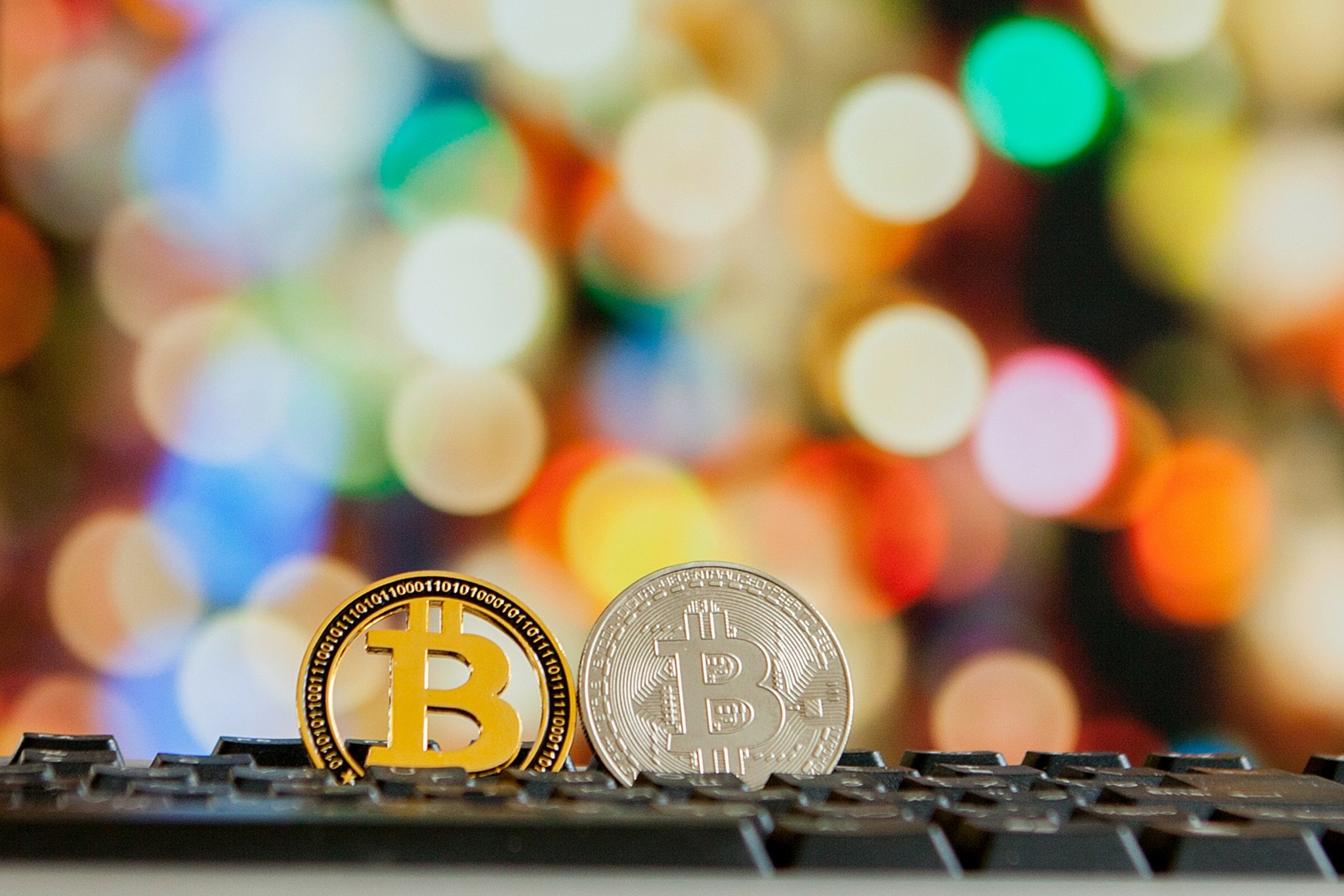 Bitcoin-Scen-123RF-2048x1365