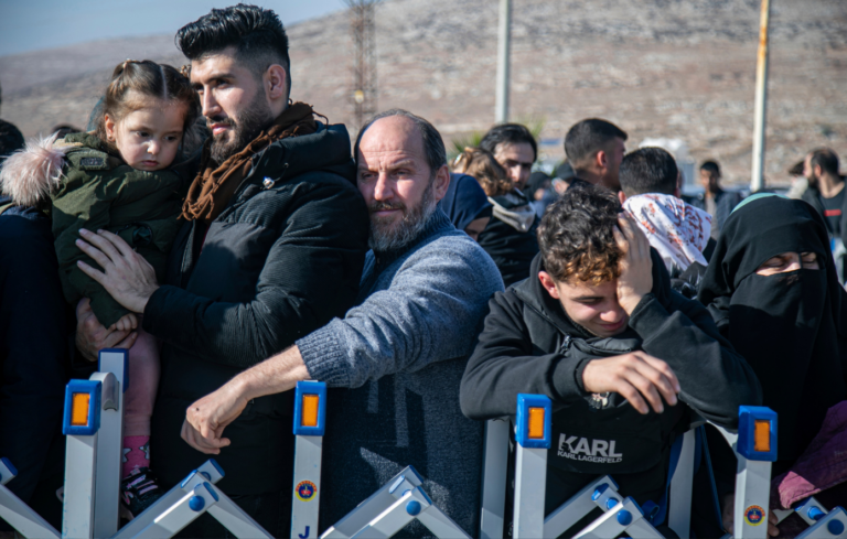 Παγώνει η Ελλάδα την επεξεργασία αιτήσεων ασύλου από σύρους πρόσφυγες