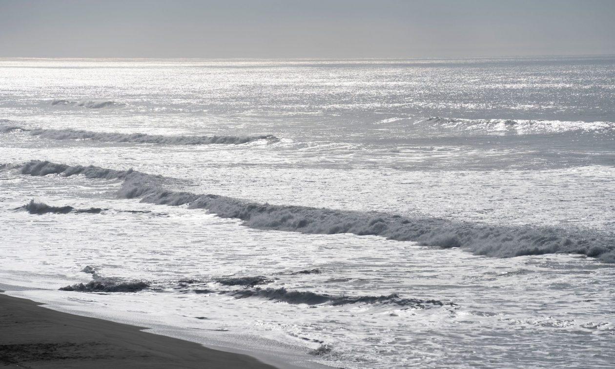 a746ef7d-tsunami-alert