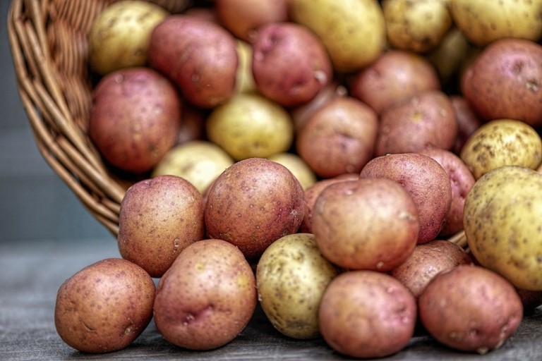 potatoes-4331742_1280-768x512
