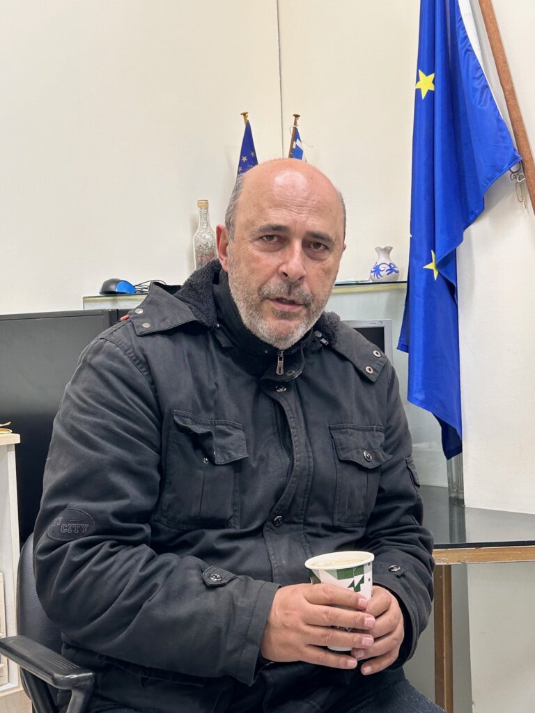 ΣΠΥΡΑΤΟΣ (1)