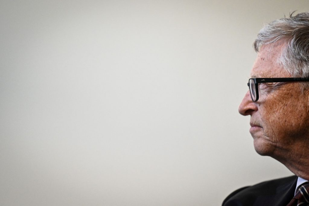 2023-02-15T172505Z_308180541_RC2TBZ9T75J8_RTRMADP_5_BRITAIN-POLITICS-SUNAK-GATES-1024x681