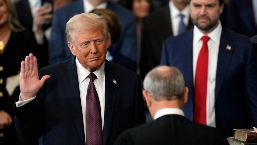 5098f352-trumpororkomosia