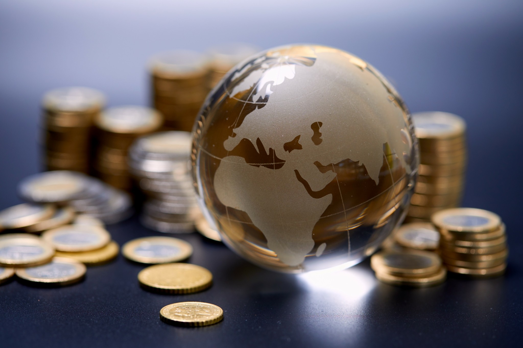 WorldEconomy-2048x1365