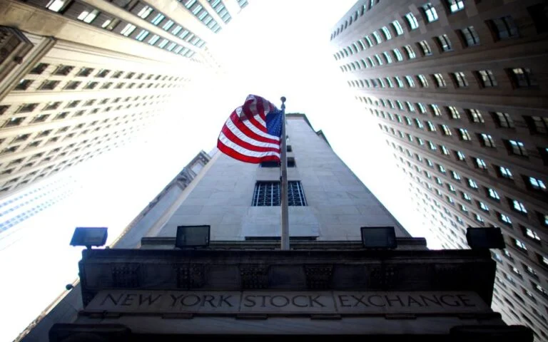 nyse_wall_street_reuters_Eric_Thayer_-768x480