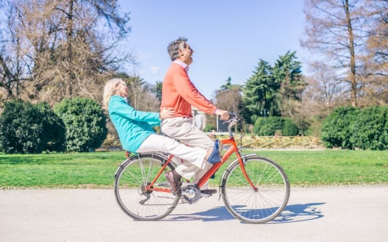 old_happy_young_at_heart_-_shutterstock-768x480