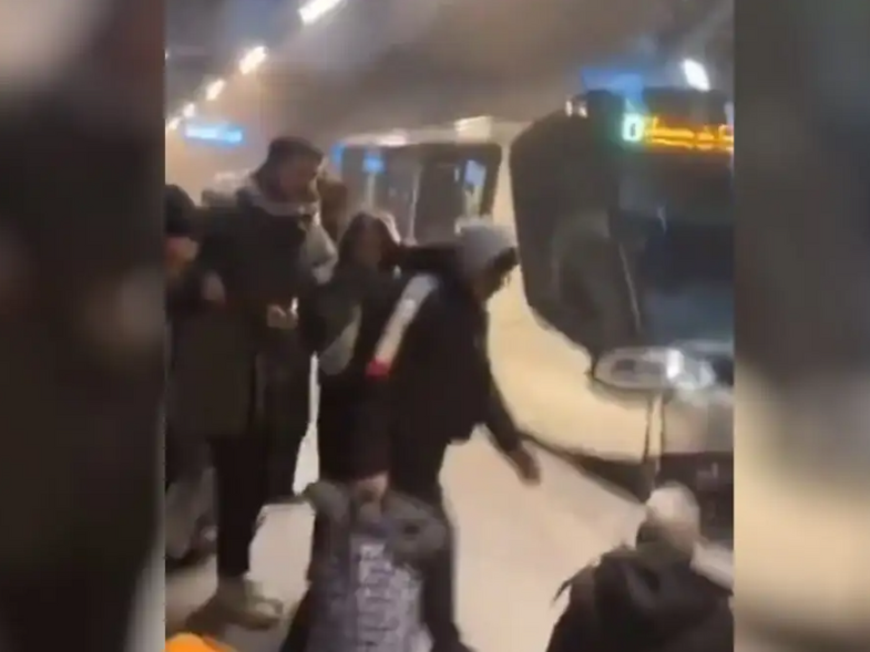 poeyzoihzj67829927a57b6