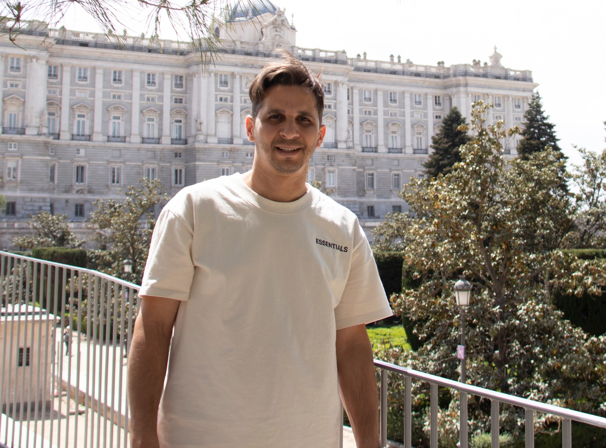 2. antonis roros (1)