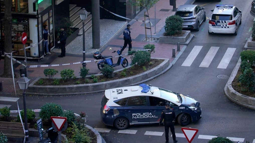 36c5db0e-policespain