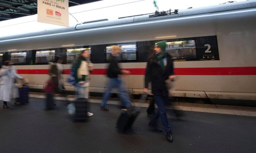 6595628c-AP24351313845668