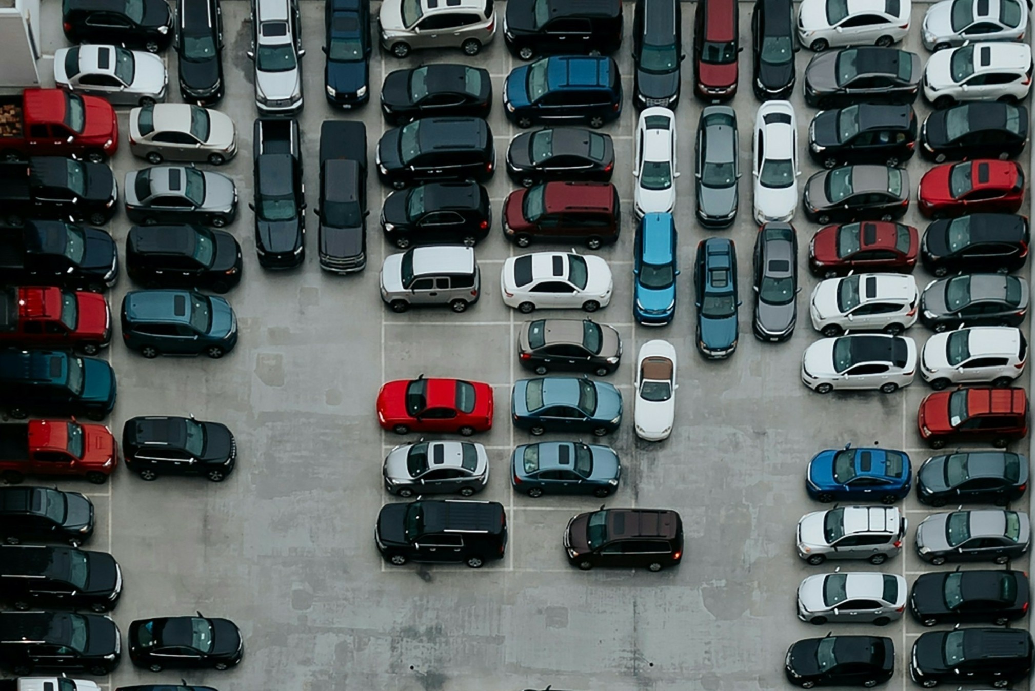 aytokinita-unsplash-115-scaled-e1738928052176