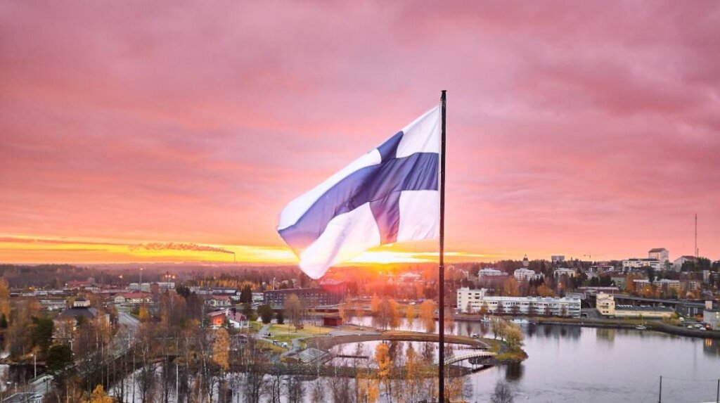 businessdaily-Finland-Finlandia-Simaia