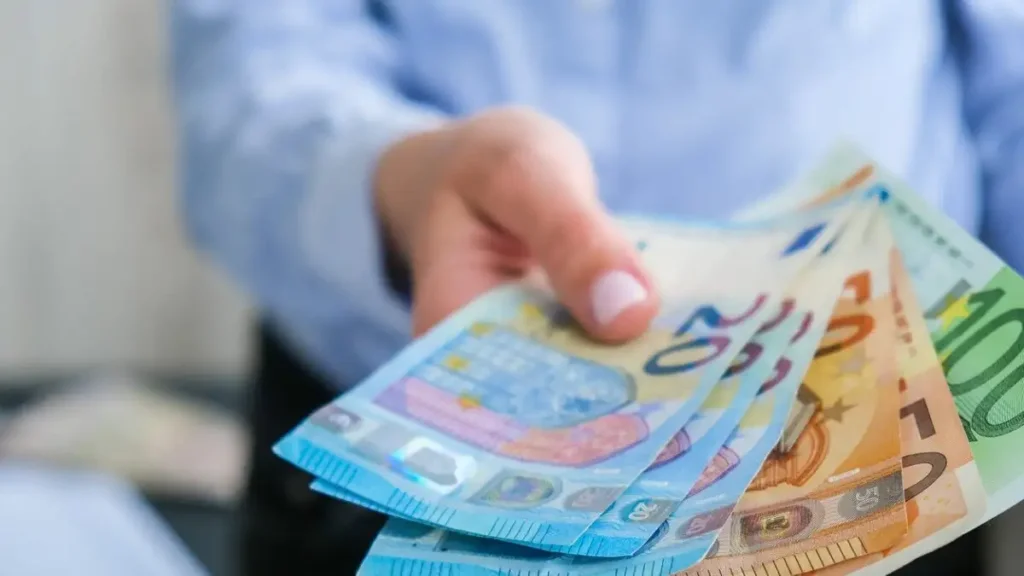 iStock-1361239716-5-1200x675