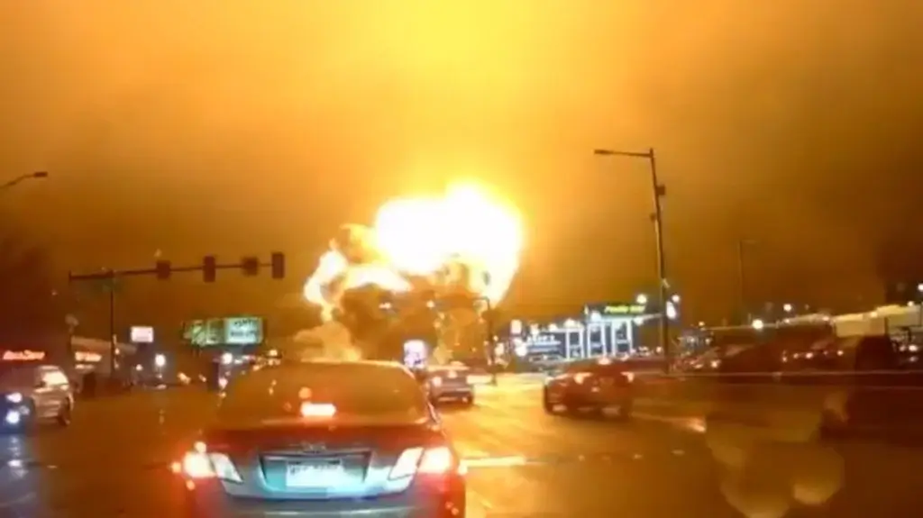 mixcollage-01-feb-2025-03-16-am-3427