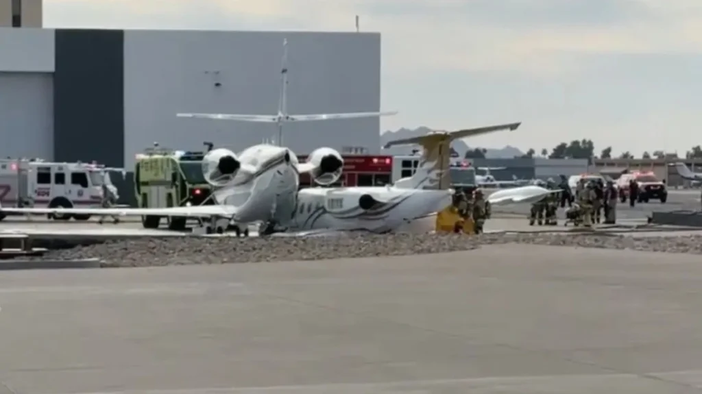 mixcollage-11-feb-2025-03-41-am-122