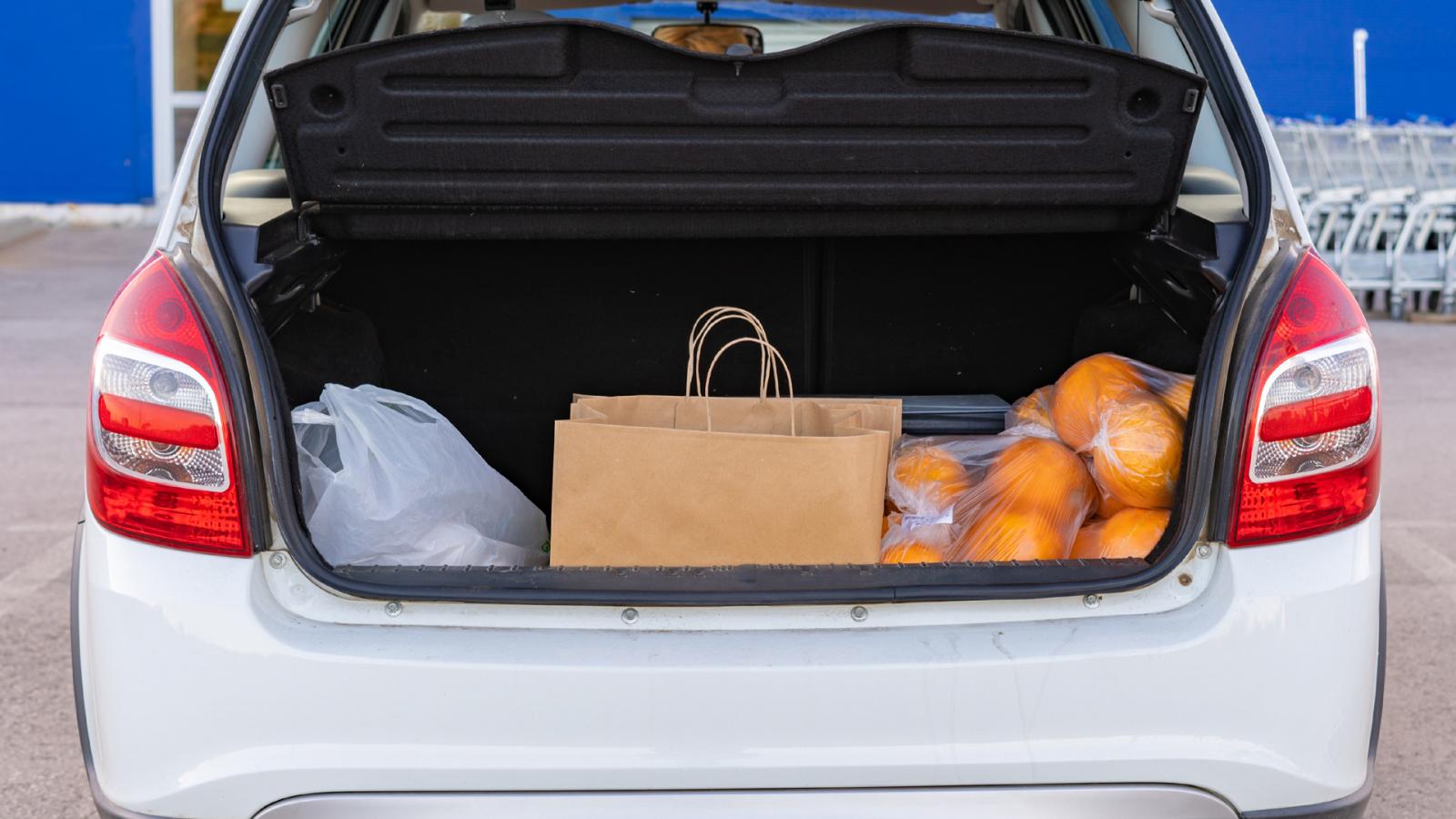 car-food-trunk-2