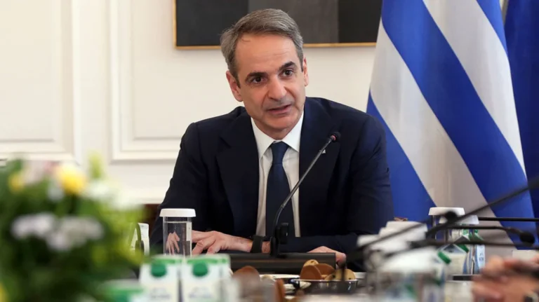 Ανασχηματισμός: Τα τελευταία διλήμματα Μητσοτάκη - Οι εκκρεμότητες και οι «καραμπόλες»