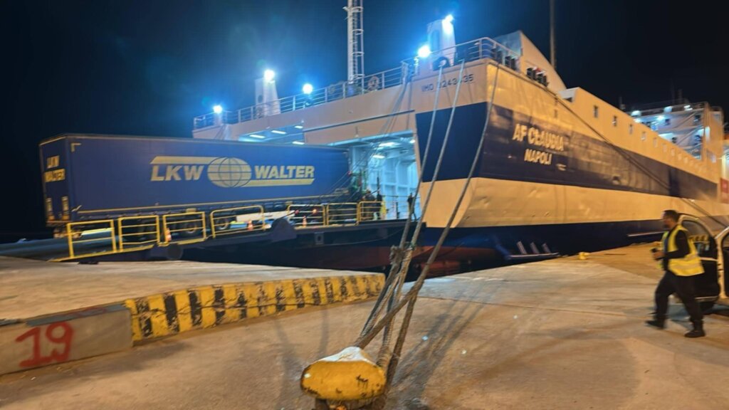 d656c2b2-6333-4c60-961a-7f6cace62ac7