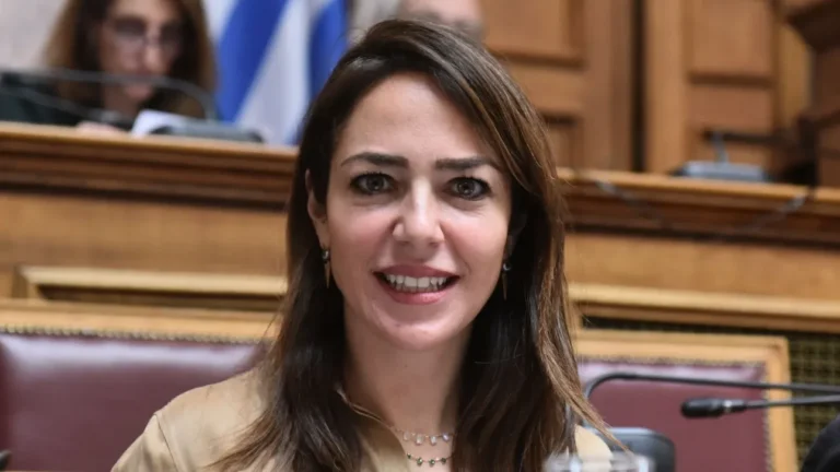 Μιχαηλίδου: Ανανεώνουμε τις συμβάσεις προσωπικού για τη στήριξη προνοιακών δομών