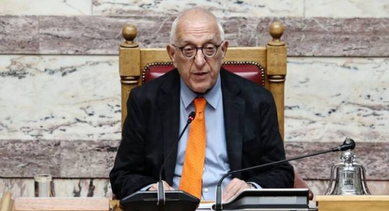 Η παρατήρηση Κακλαμάνη σε Κωνσταντοπούλου: «Τα σόου σας να τα κάνετε αλλού»