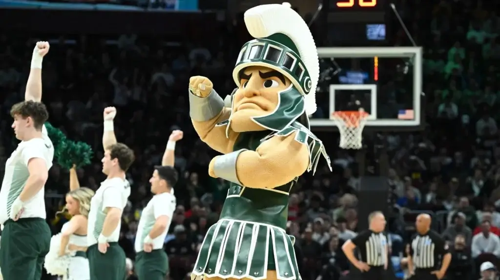 mascot-of-the-michigan-state-spartans-getty-xrwma (1)