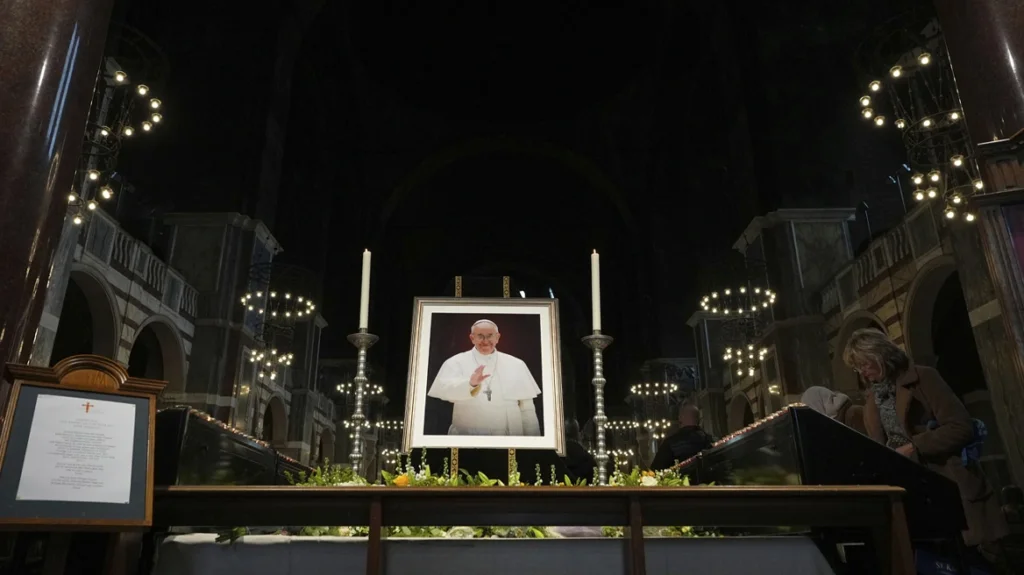 xrwma-pope-francis-4