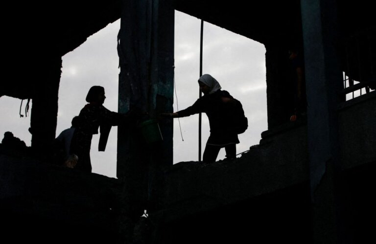 Γάζα: Πώς είναι να είσαι στην τάξη αποφοίτησης του 2025
