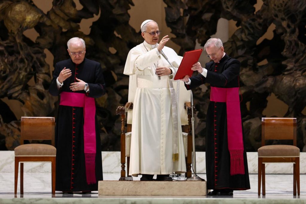 2025-05-12T100055Z_904843901_RC29GEABOFZU_RTRMADP_5_POPE-LEO-AUDIENCE-MEDIA-1024x684