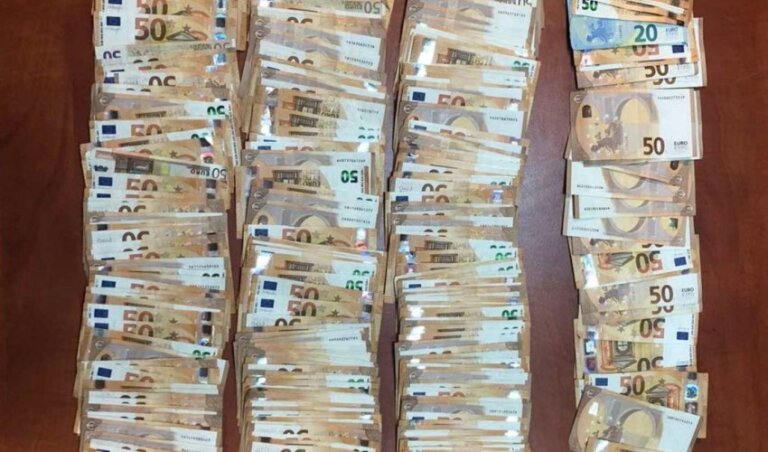 Αχαΐα: Οικιακή βοηθός άδειαζε… τον τραπεζικό λογαριασμό ηλικιωμένης – Εξαφανίστηκε… μεγάλο ποσό!