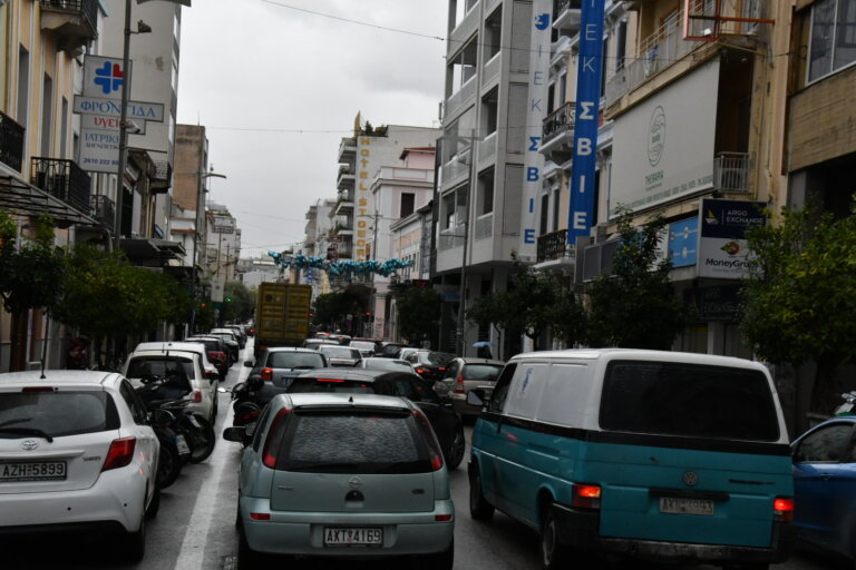 Μπλόκα για οχήματα που κυκλοφορούν παράνομα – Θα ψάχνουν και στα πάρκινγκ
