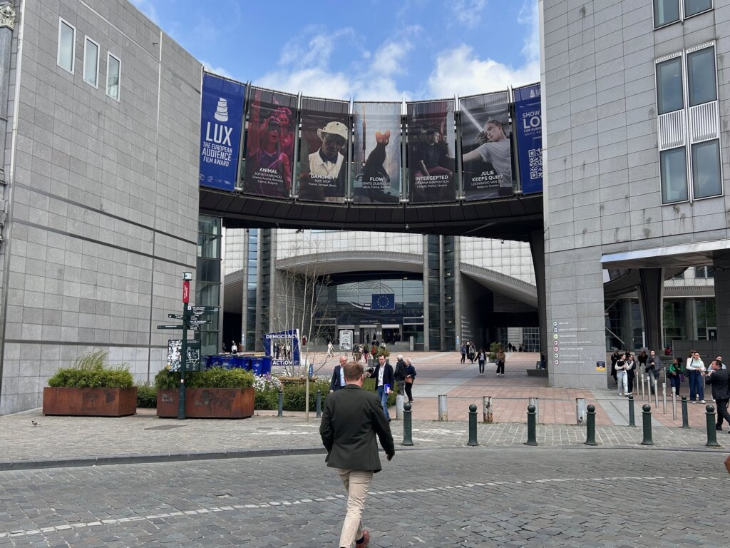 EYROKOINOBOULIO (1) (1)