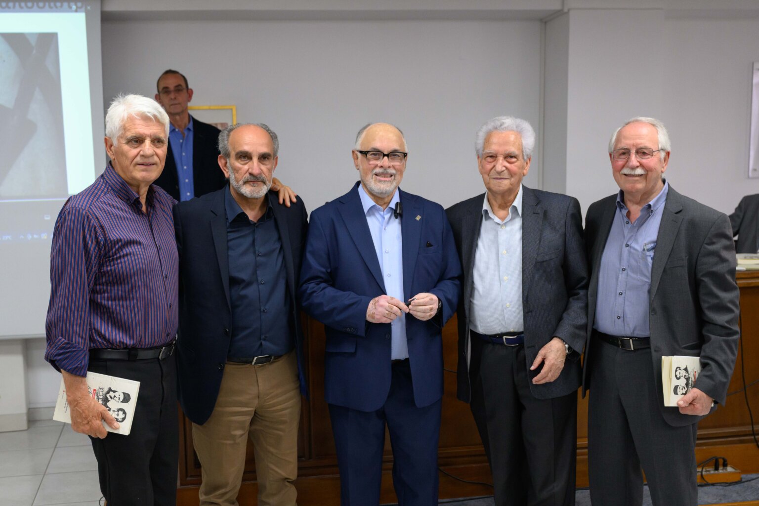 TZANAKOS BIBLIO (18)