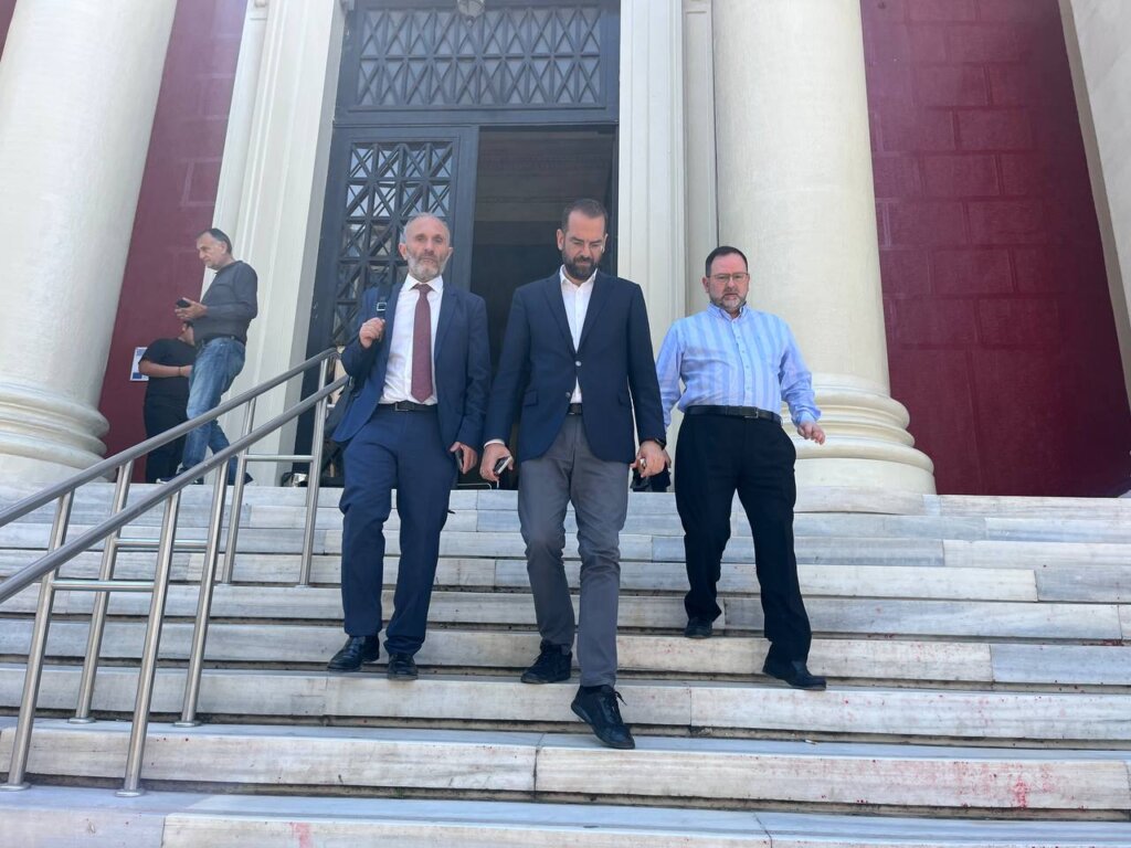 farmakis eisaggelea (2)