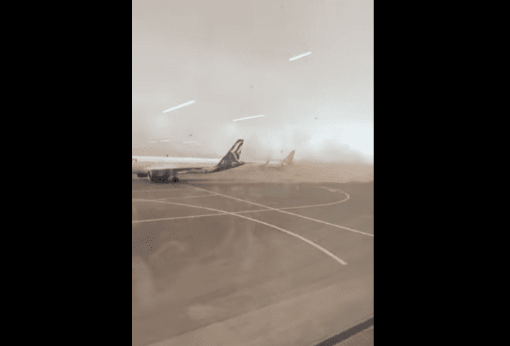 pic-aerodromio-skoni-aeroplano