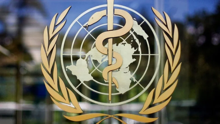 Ο ΠΟΥ ζητάει από τα κράτη μέλη του να εγκρίνουν τη συμφωνία κατά των πανδημιών