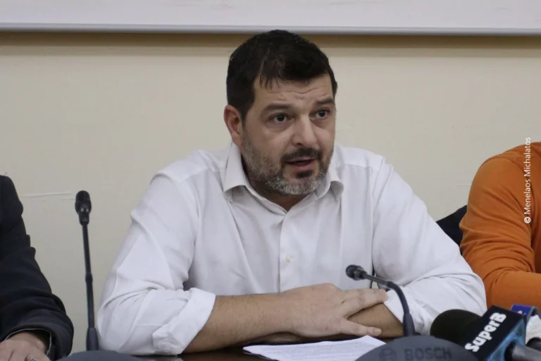 ΑΓΩΝΙΣΤΙΚΗ ΣΥΝΕΡΓΑΣΙΑ ΕΜΠΟΡΩΝ ΠΑΤΡΑΣ: «∆εν συμμετέχουμε σε ενιαίο ψηφοδέλτιο»