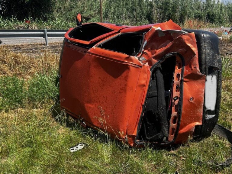 ΔΥΤΙΚΗ ΕΛΛΑΔΑ: Αγωνία για 27χρονο που τραυματίστηκε σε τροχαίο - ΦΩΤΟ