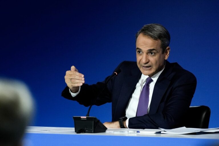 Αλλαγή φρουράς στη ΝΔ: Ποια μηνύματα στέλνει ο Μητσοτάκης, σε ποιους και γιατί τώρα