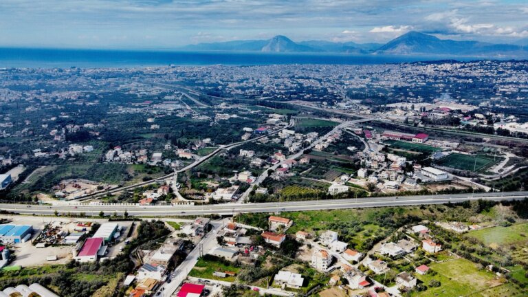10+5 λύσεις για αυθαίρετες κατασκευές