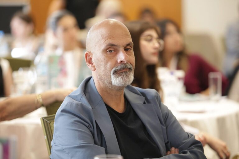 Ο Χαράλαμπος Μπονάνος για την γιορτή του πατέρα