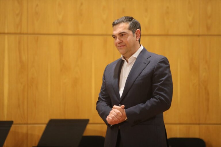 Στο μυαλό του προέδρου Αλέξη Τσίπρα - σκέφτεται να ιδρύσει κόμμα;