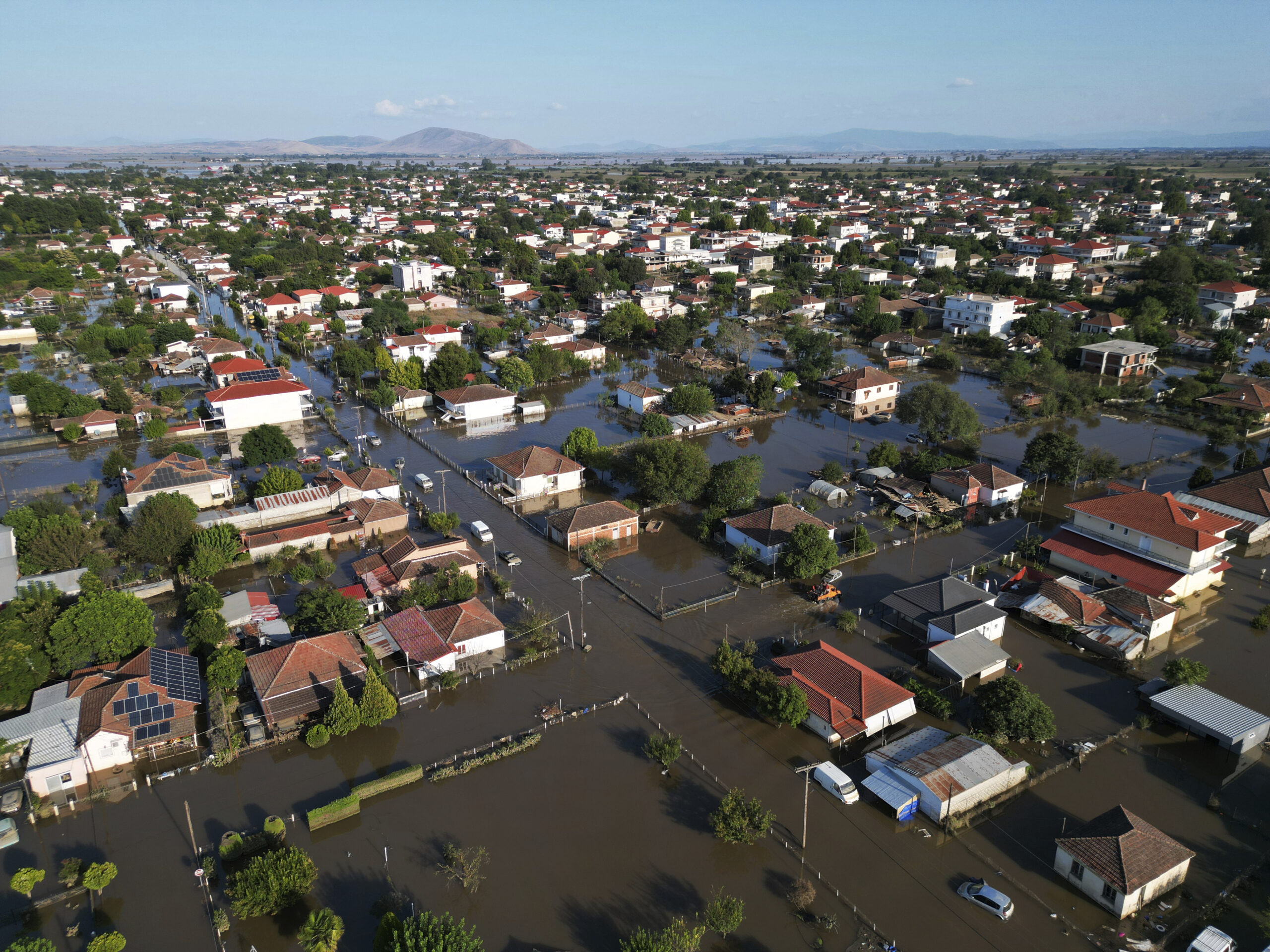 AP23251557080474-scaled