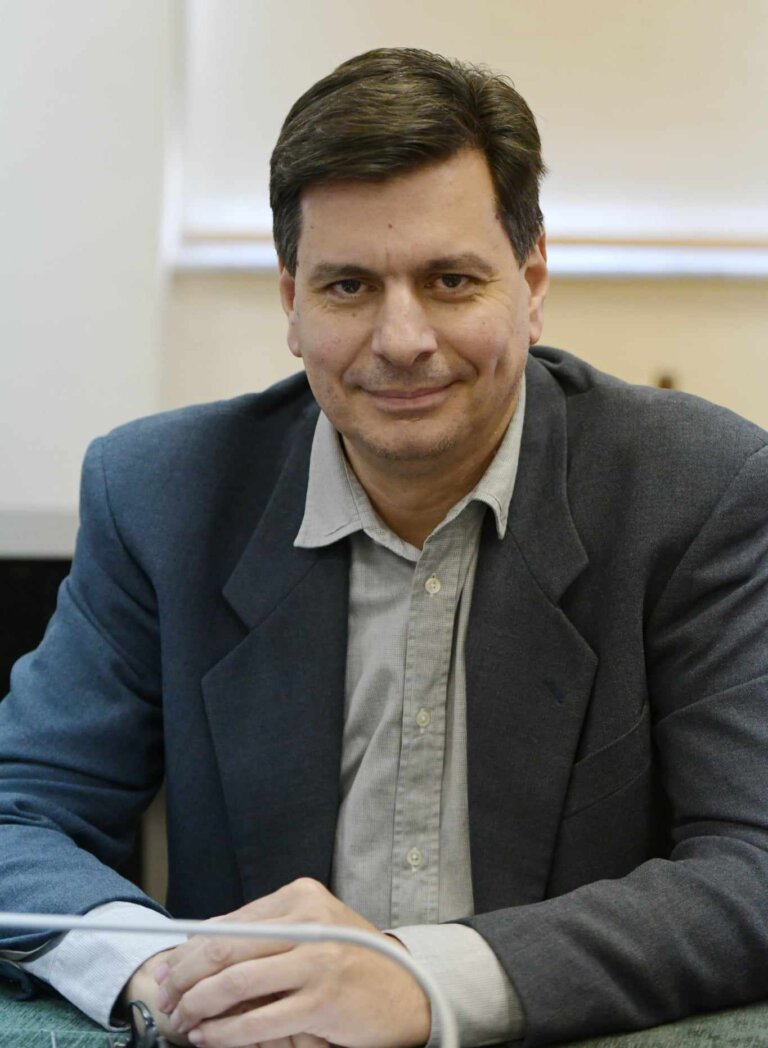 σπιράλ: Ιδού οι fast track διαδικασίες της Λαϊκής Συσπείρωσης - Πέρασαν -μόνοι τους- αποφάσεις 140.000 ευρώ σε τρία λεπτά!