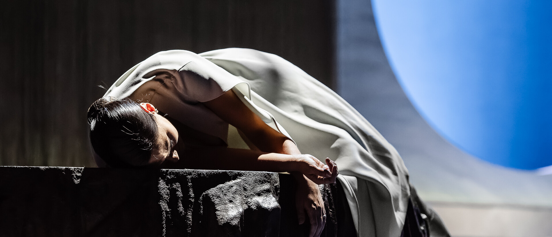 THE-RAPE-OF-LUCRETIA_-Poppea-DR-©-Julian-Guidera_8cf23c911f7ca006c4c26faca7256630