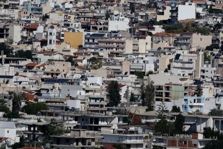 Ακίνητα: Ανατροπές σε μισθώσεις, μεταβιβάσεις και Airbnb φέρνει το νέο φορολογικό νομοσχέδιο