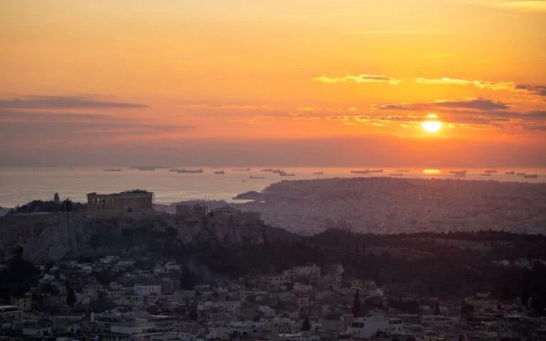Μακρύς ακόμη ο δρόμος έως το… 2009 για την ελληνική οικονομία