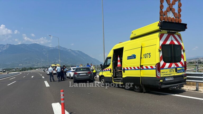 Αδιανόητη τραγωδία έξω: Συγκρούστηκαν οι μηχανές δύο φίλων – Σκοτώθηκε ο ένας