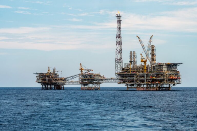 Διπλωματικός «πυρετός» στον απόηχο της νέας πρόκλησης από Λιβύη – Τρία επίπεδα δράσης της Αθήνας